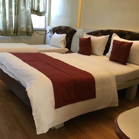 بونة Hotel Tourist International المظهر الخارجي الصورة