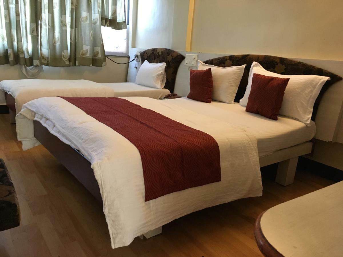 بونة Hotel Tourist International المظهر الخارجي الصورة